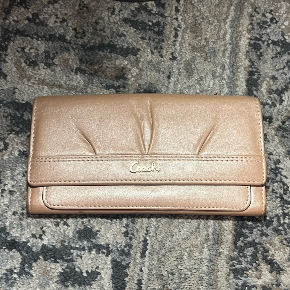 ❤️‍🔥BOGO FREE VINTAGE Classic coach brown trifold wallet clutch leather cursive